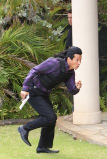 "Hawaii Five-0" Ua Hiki Mai Kapalena Pau