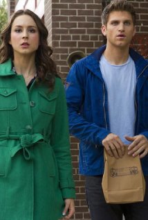 "Pretty Little Liars" Under the Gun