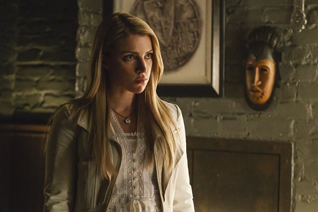 "The Vampire Diaries" Postcards from the Edge